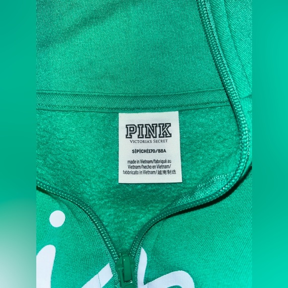 PINK Outfit - Picture 3 of 5